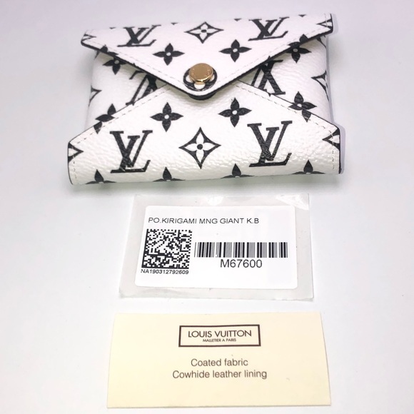 Louis Vuitton Handbags - Louis Vuitton Giant Monogram Kirigami PM